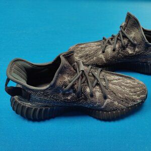Yeezy 350 MX Dark Salt size 8